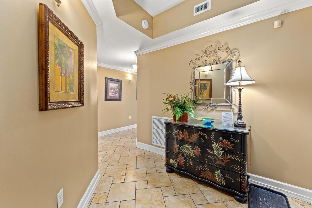 Gulf Front Master Bedroom! 2 Pools & Hot Tubs! Sleeps 8! Panama City Beach Bagian luar foto