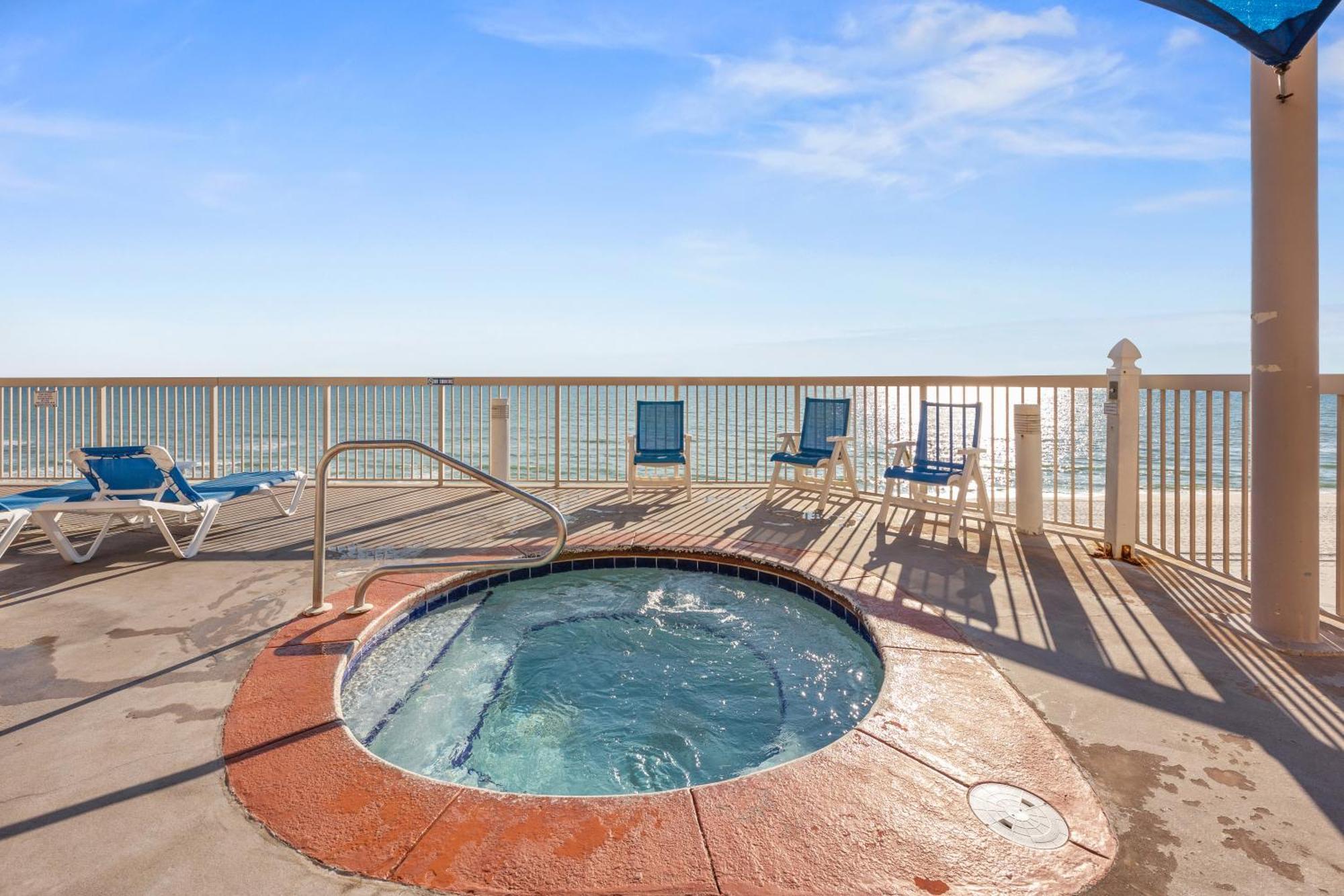 Gulf Front Master Bedroom! 2 Pools & Hot Tubs! Sleeps 8! Panama City Beach Bagian luar foto