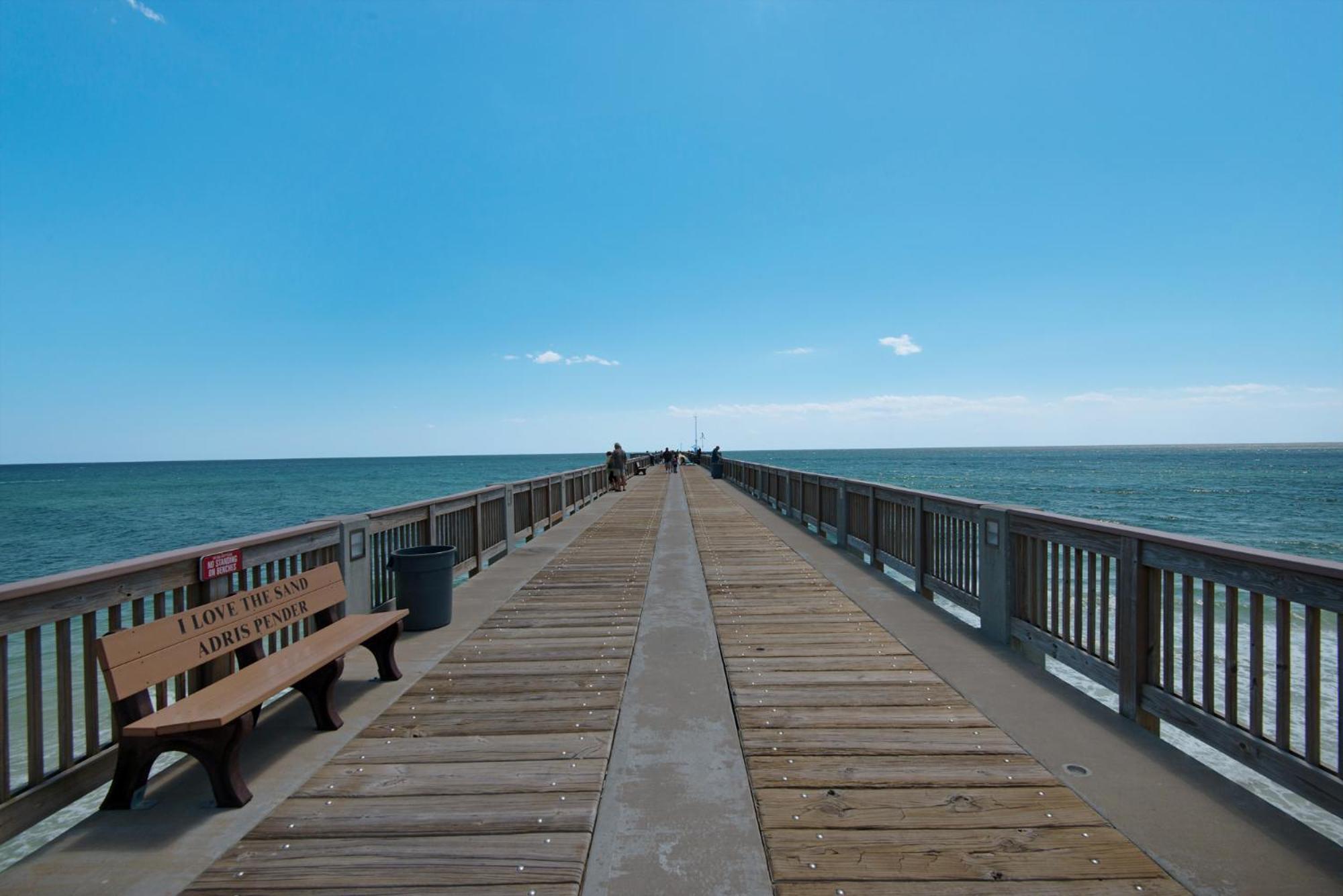 Gulf Front Master Bedroom! 2 Pools & Hot Tubs! Sleeps 8! Panama City Beach Bagian luar foto